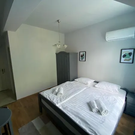 Fiorita Vendeghaz Bed & Breakfast Eger